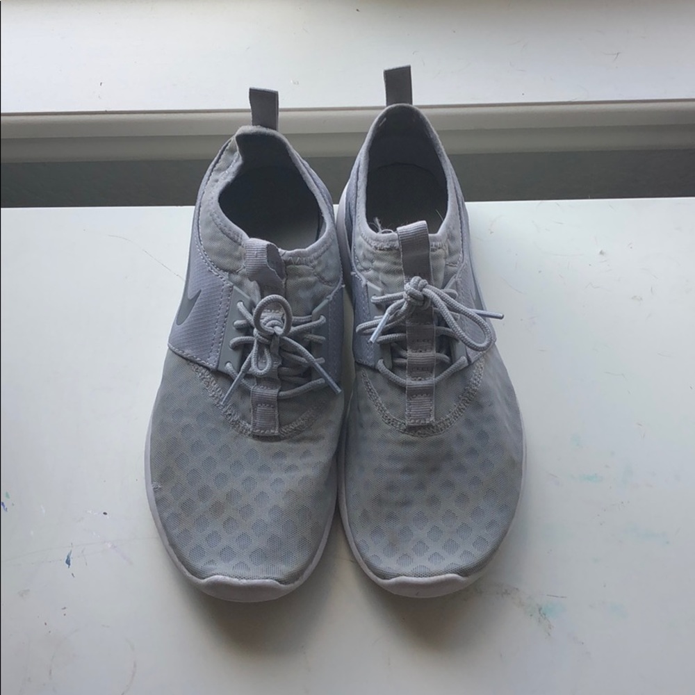 Nike mesh shoes